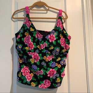 Swimsuits for all floral swim top NWT